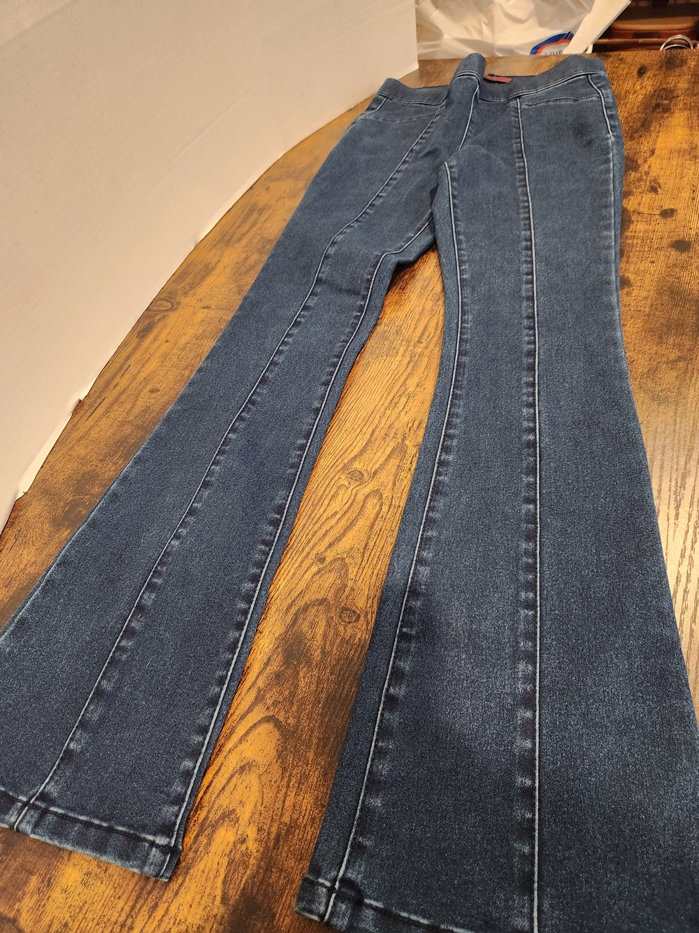 No Boundaries Dark Wash Flared Denim Jeans - Blue (661) - Picture 3 of 7